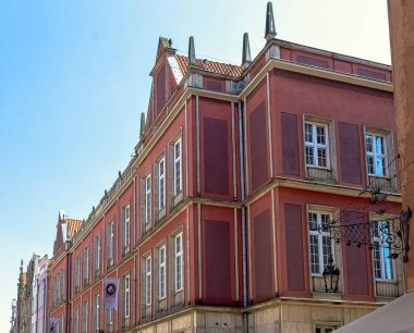 26 Ağustos 2019'da Gdansk, Tricity, Pomerania, Polonya'daki Eski Kent'in vintage mimarisi