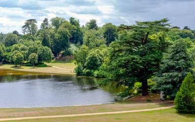 Claremont Gölü Panoraması Esher, Surrey, Birleşik Krallık