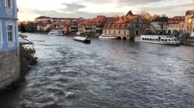 Bir Avrupa kenti nde Günbatımı