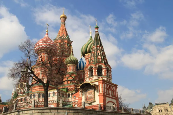 Vista do St. Catedral de Basílio em Moscou . — Fotografia de Stock