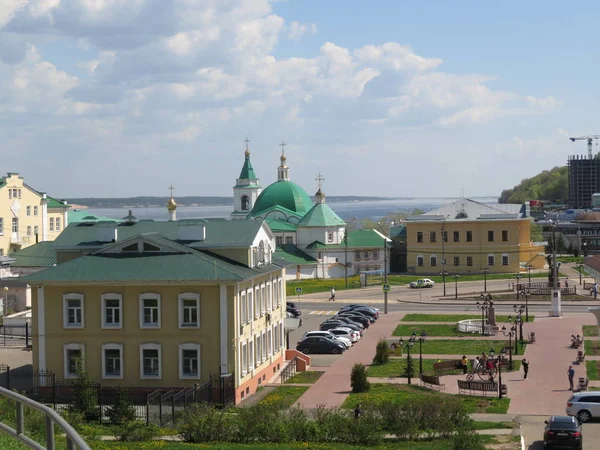 Stadtbild mit Blick auf das Kloster — Stockfoto