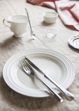 modern tarzı yemek odası iç zarif masayı