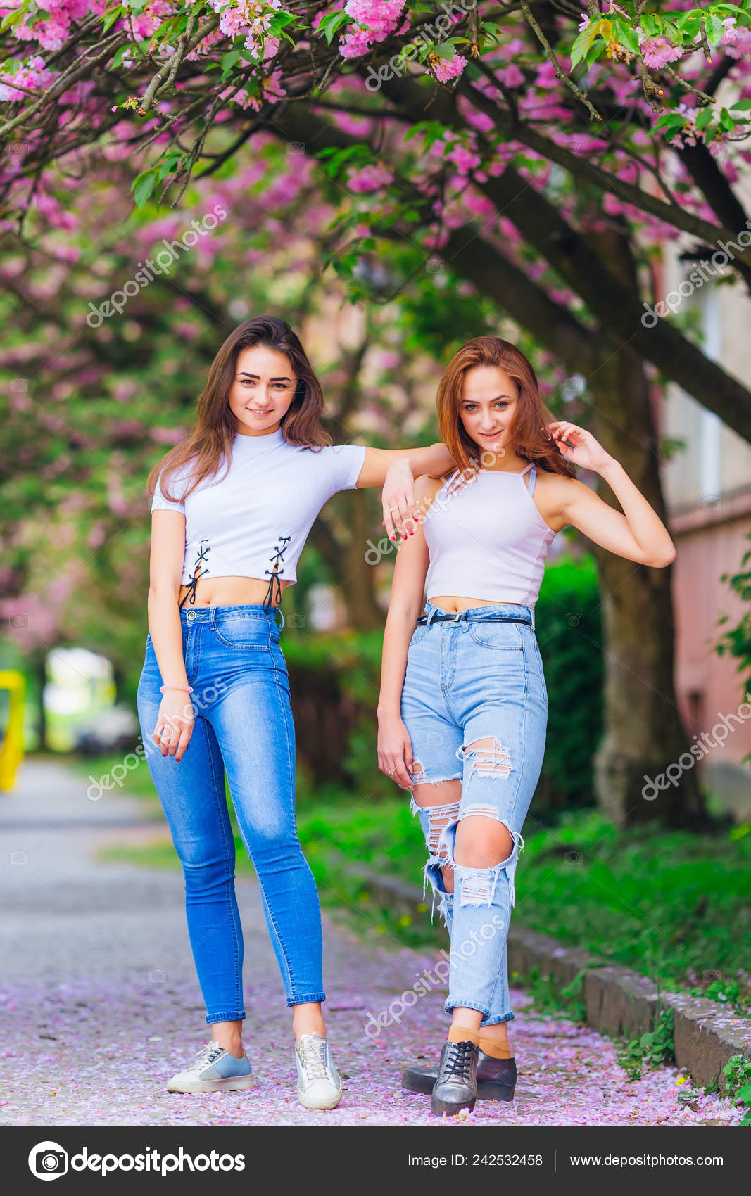 short shirt and jeans for girl