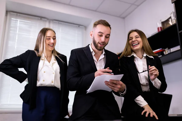 Concetto Lavoro Squadra Persone Che Incontrano Comunicazione Sociale — Foto Stock