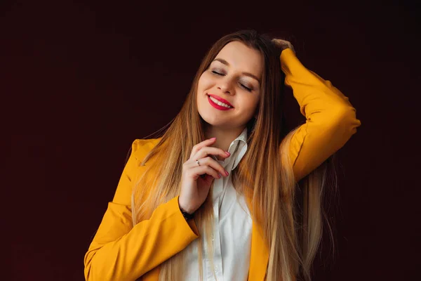 Close Girl Yellow Jacket Smiling — Stock Photo, Image