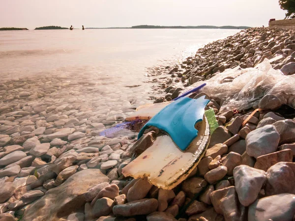 plastic in the sea, marine pollution