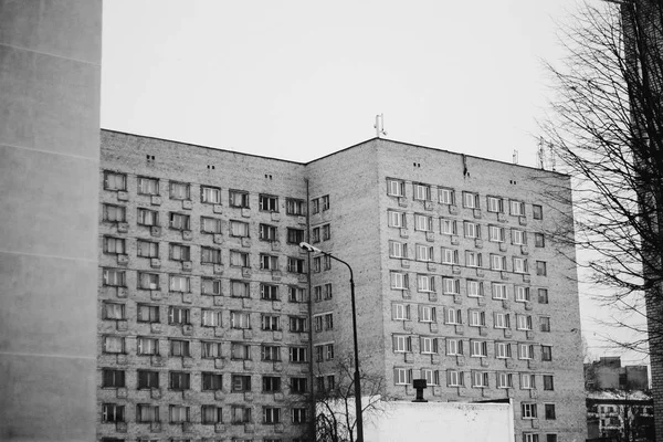 Ponure Miasto Budynek Ussr Lonely — Zdjęcie stockowe