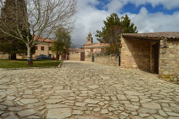 Casas Piedra Parte Superior Puede Ver Campanario Catedral Pueblo Medinaceli —  Fotos de Stock