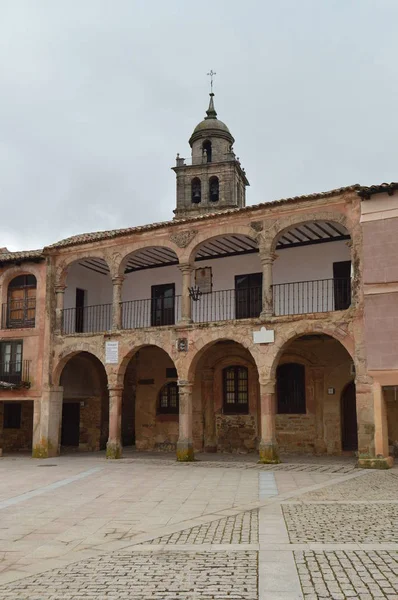 Main Square Arched Portals High Part View Church Tower Village — Stock Photo, Image