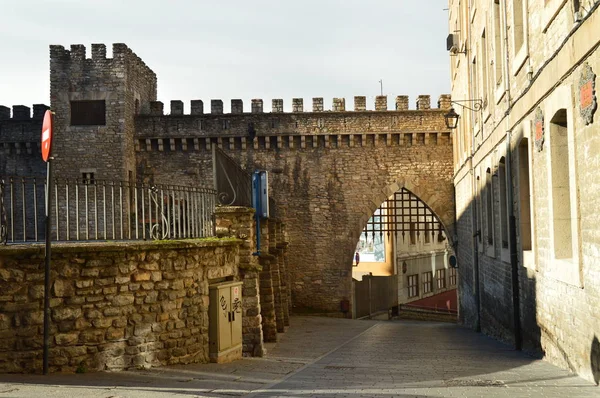 Mittelalterliche Mauer Die Den Zugang Zur Altstadt Vitoria Ermöglicht Architektur — Stockfoto