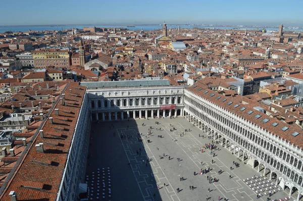 威尼斯圣马可广场坎帕尼莱塔的空中景观 2015年3月27日 威尼斯 威尼托地区 意大利 — 图库照片
