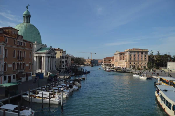 从威尼斯的德格利 斯普茨桥看大运河 2015年3月28日 威尼斯 威尼托地区 意大利 — 图库照片