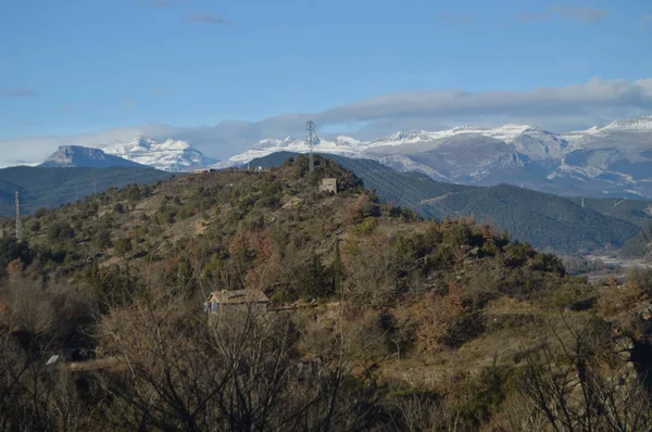 Bela Vista Dos Pirinéus Aragoneses Dos Telhados Ainsa Viajar Paisagens — Fotografia de Stock