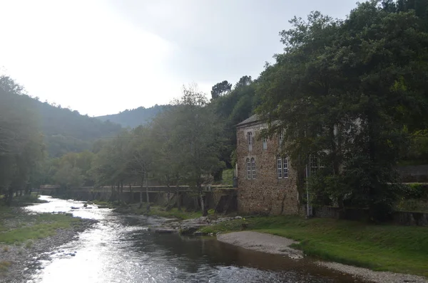 Rustige Suarna Rivier Naast Een Oude Water Molen Zijn Pas — Stockfoto