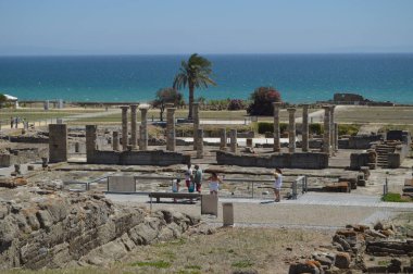 Roma'da Forum Meydanı Baelo Claudia Dating 2. Doğa, Mimarlık, Tarih, Arkeoloji. 10 Temmuz 2014. Tarifa, Cadiz, İspanya.