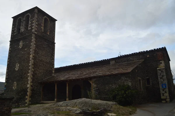 Zvonice Kostelní Církve Santa Mara Magdalena Břidlice Campillo Ranas Října — Stock fotografie