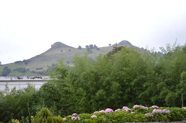 Privilegiado Vistas Las Tetas Lierganes Montaña Forma Pechos Monumento Natural — Foto de Stock