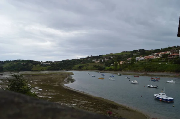 Hafen Der Fischereifahrzeuge Der Mündung Des Flusses Gandarilla San Vicente — Stockfoto