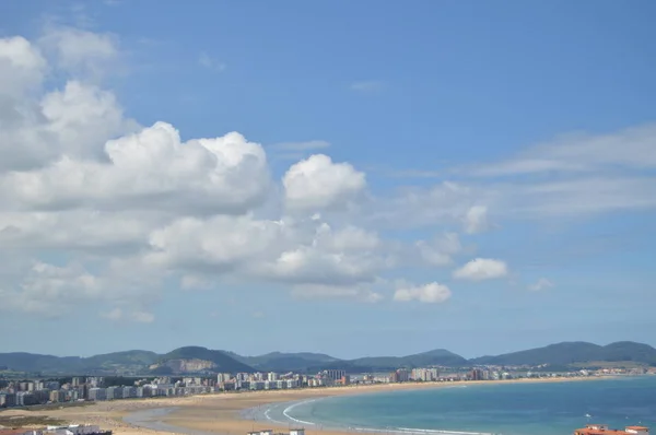 Nádherný Výhled Pláž Vrcholu Útesu Laredo Srpna 2013 Laredo Cantabria — Stock fotografie