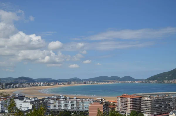 Prachtig Strand Uitzicht Vanaf Bovenop Een Klif Laredo Augustus 2013 — Stockfoto