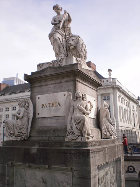 Beautiful Monument Belgian Homeland Brussels Inglés Marzo 2013 Bruselas Bélgica — Foto de Stock