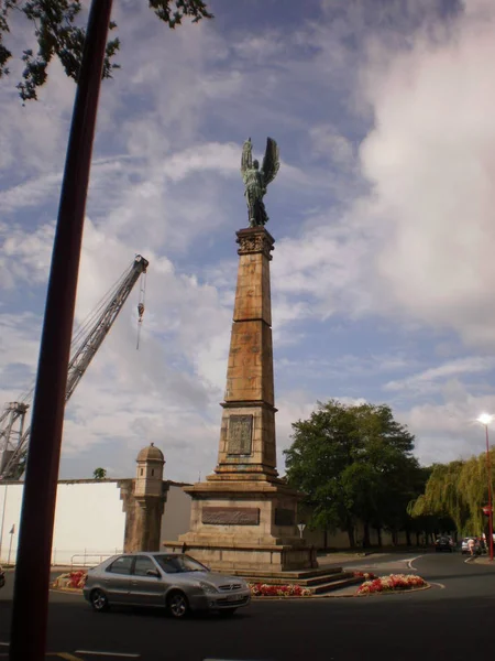 Hermoso Monumento Los Difuntos Las Campañas África Ferrol Agosto 2012 — Foto de Stock