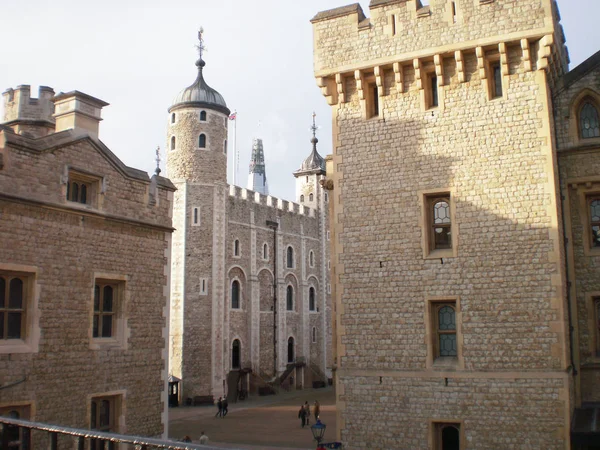 Inner Courtyard Of The Tower Of London Royal Palace And Fortress — Stock Photo, Image