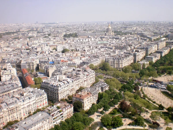 Luftaufnahme der Champs-Élysées vom Eiffelturm in Paris — Stockfoto