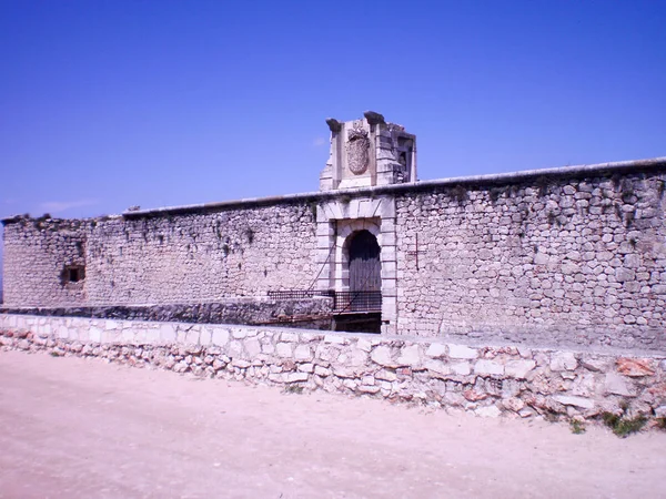 Maravilhoso castelo medieval dos condes de Chichon construído no — Fotografia de Stock