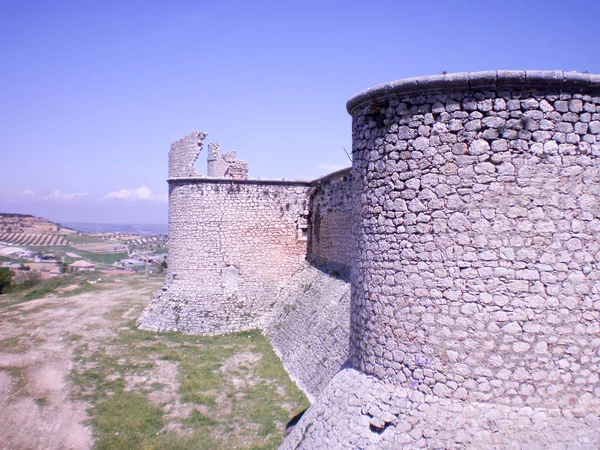 치촌의 수의 멋진 중세 성에 지어진 — 스톡 사진