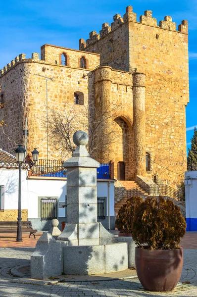 Fachada Traseira Fortaleza Castelo Manzaneque Datada Século Manzaneque Dezembro 2018 Imagem De Stock