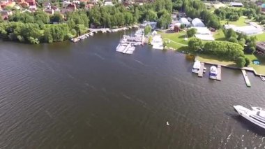 Yaht Club yukarıda quadcopter tarafından filme