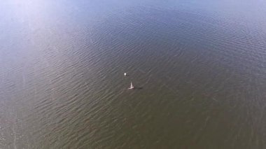 Helikopter üzerinden bir yatta görüntülemek
