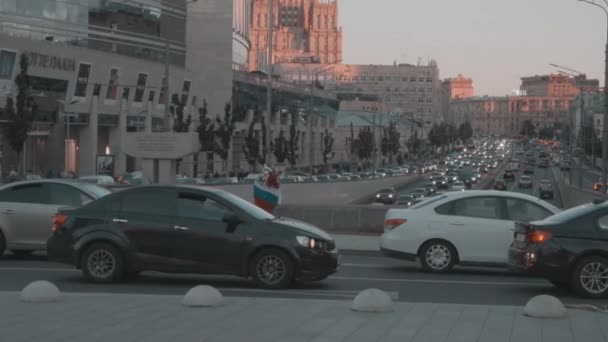 Die Bewegung Der Fahrzeuge Der Kreuzung Der Stadt Moskau September — Stockvideo