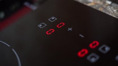 İndüksiyon tenceresinin elektronik dokunmatik paneli