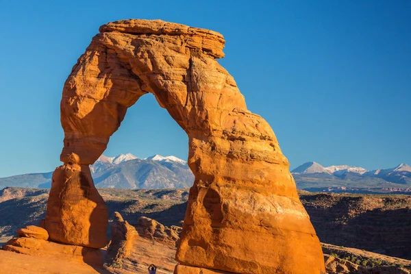 Hassas Arch, Utah, bir açık yaz akşamı itibariyle güzel sahne