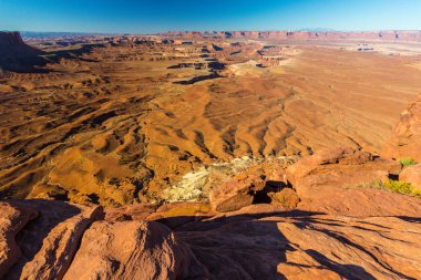 Arches Ulusal Parkı, Utah, yaz aylarında parlak sahne