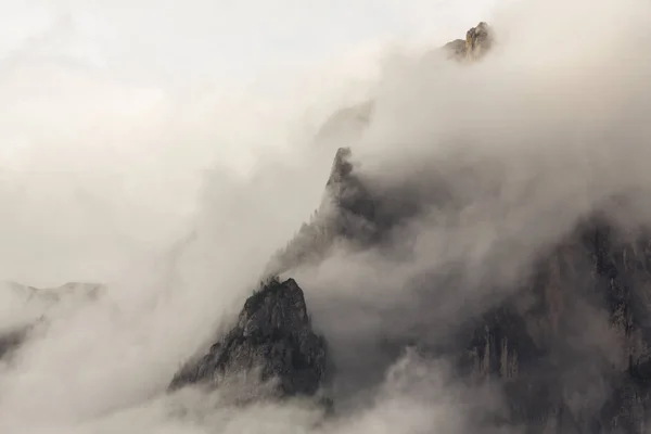 Dramatik Cennet Yağmur Bulutları Dolomit Alpleri Nde Talya Yaz Aylarında — Stok fotoğraf