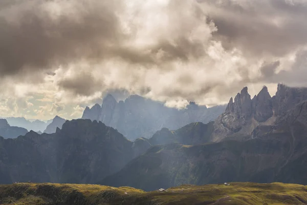 Güzel Sonbahar Sahne Dolomit Alpleri Nde Talya Dramatik Cennet Ile — Stok fotoğraf