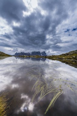 Etkileyici sahne ve dolomit Alpleri'nde cloudscpae