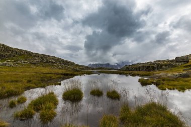Etkileyici sahne ve dolomit Alpleri'nde cloudscpae