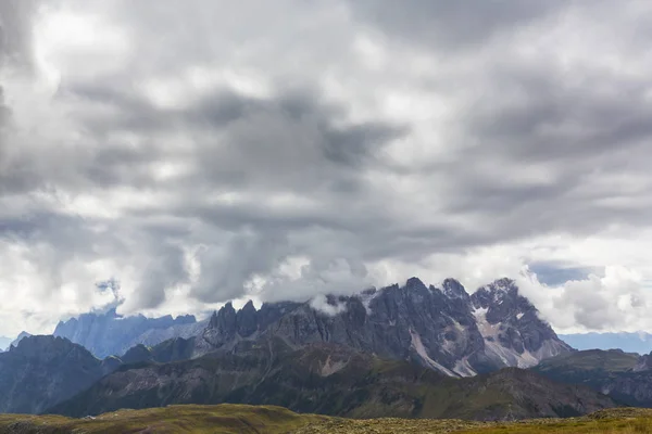 Dramatik Cennet Yağmur Bulutları Dolomit Alpleri Nde Talya Yaz Aylarında — Stok fotoğraf