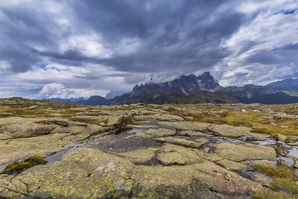 Působivé Scenérie Cloudscpae Alpách Dolomity — Stock fotografie