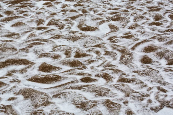 Abstrakte Sanddünen Einem Wilden Flussufer Bedeckt Mit Frischem Schneepuder — Stockfoto