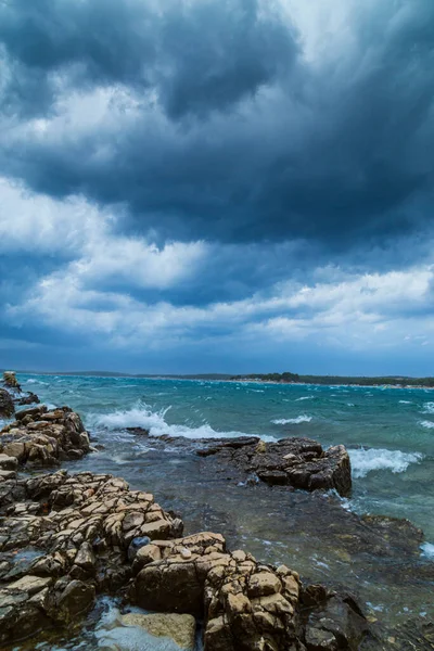 Dramáticas Nubes Tormenta Lluvia Sobre Mar Adriático Verano — Foto de Stock