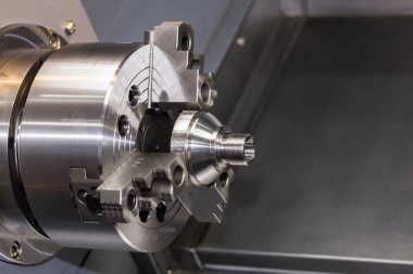 Milli chuck ve ürün parçası yüksek duyarlı Cnc endüstriyel torna dönüm makinesine ayarlı