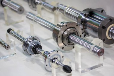 Endüstriyel işler için kullanılan masadaki makinenin yüksek kalite ve hassas doğrusal veya kurşun vida sürücüsü boyutlarını kapat