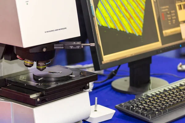 Automatická Vysoká Technologie Přesnost Měřící Laserový Mikroskop Objektivními Objektivy Počítačem — Stock fotografie