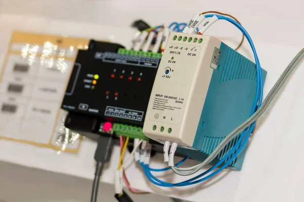 Automate Programmable Automatique Plc Équipement Haute Précision Pour Industriel — Photo