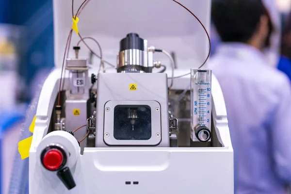 Advance Technology Mass Spectrometer Device Lab Analysis Property Element Sample — Stock fotografie